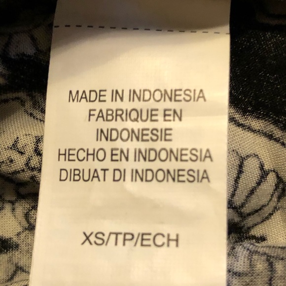 2/$15 Preloved Lucky Brand Shirt B13 - Picture 5 of 8